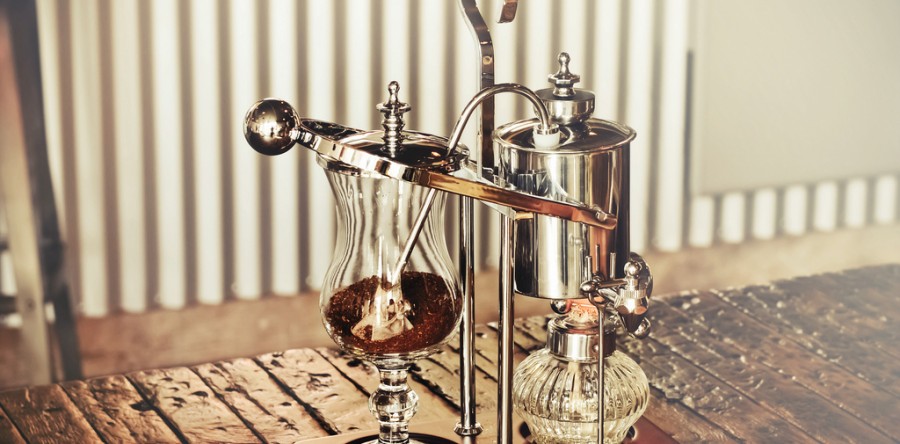 Prima mașina de cafea din lume a fost inventată în 1935, de un român cu origini maghiare.
